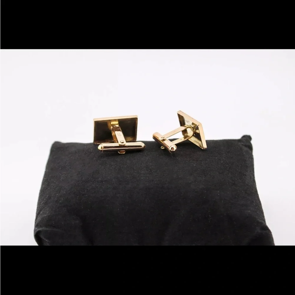 14k Gold Men's Asian Cufflinks